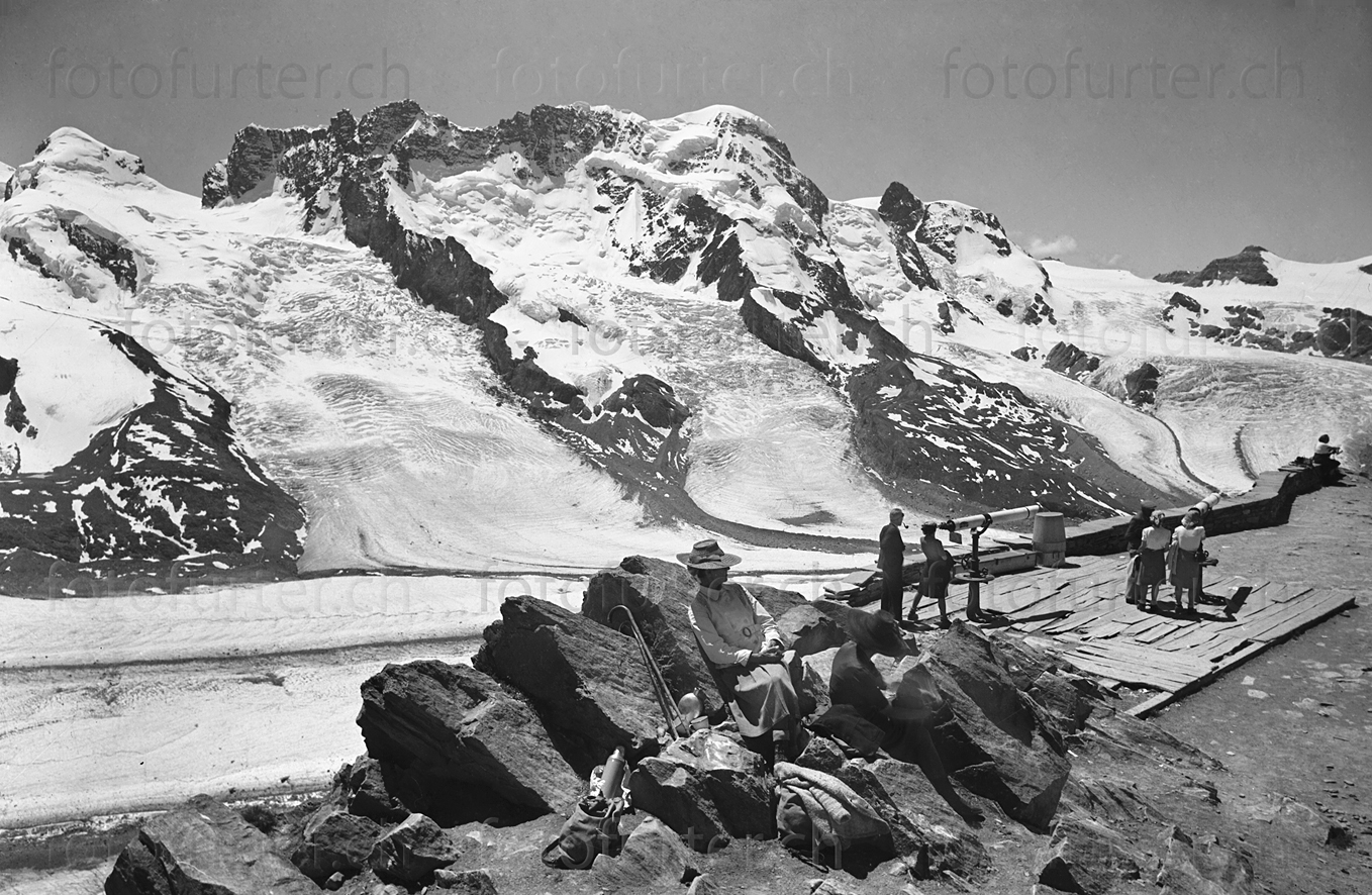 Breithorn mit Gletscher beim Gornergrat Zermatt, fotografiert von Otto Furter